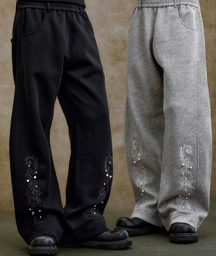 YADcrew Pearl Embroidered Baggy Sweatpants | Face 3 Face