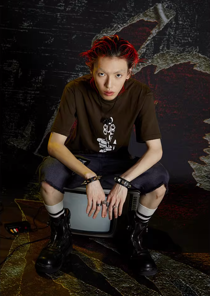 VENTUREK Washed Gun Cracked Print Tee | Face 3 Face