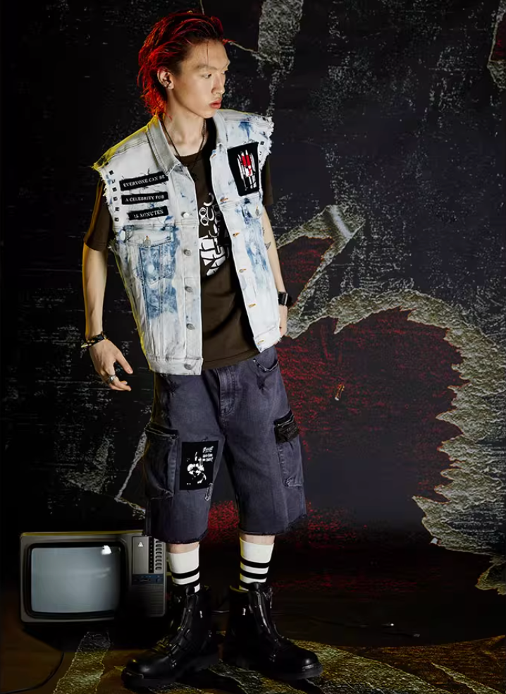 VENTUREK Washed Patch Rivet Zipper Denim Shorts | Face 3 Face