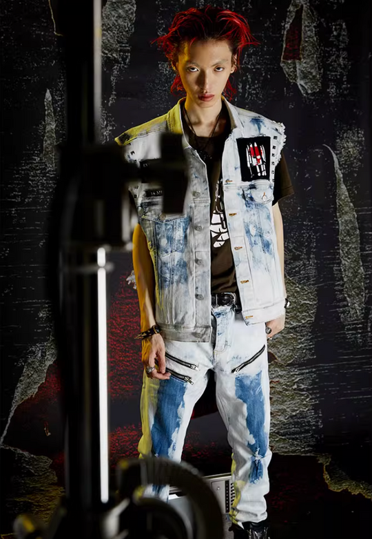 VENTUREK Bleach Wash Rivet Zipper Slim Jeans | Face 3 Face