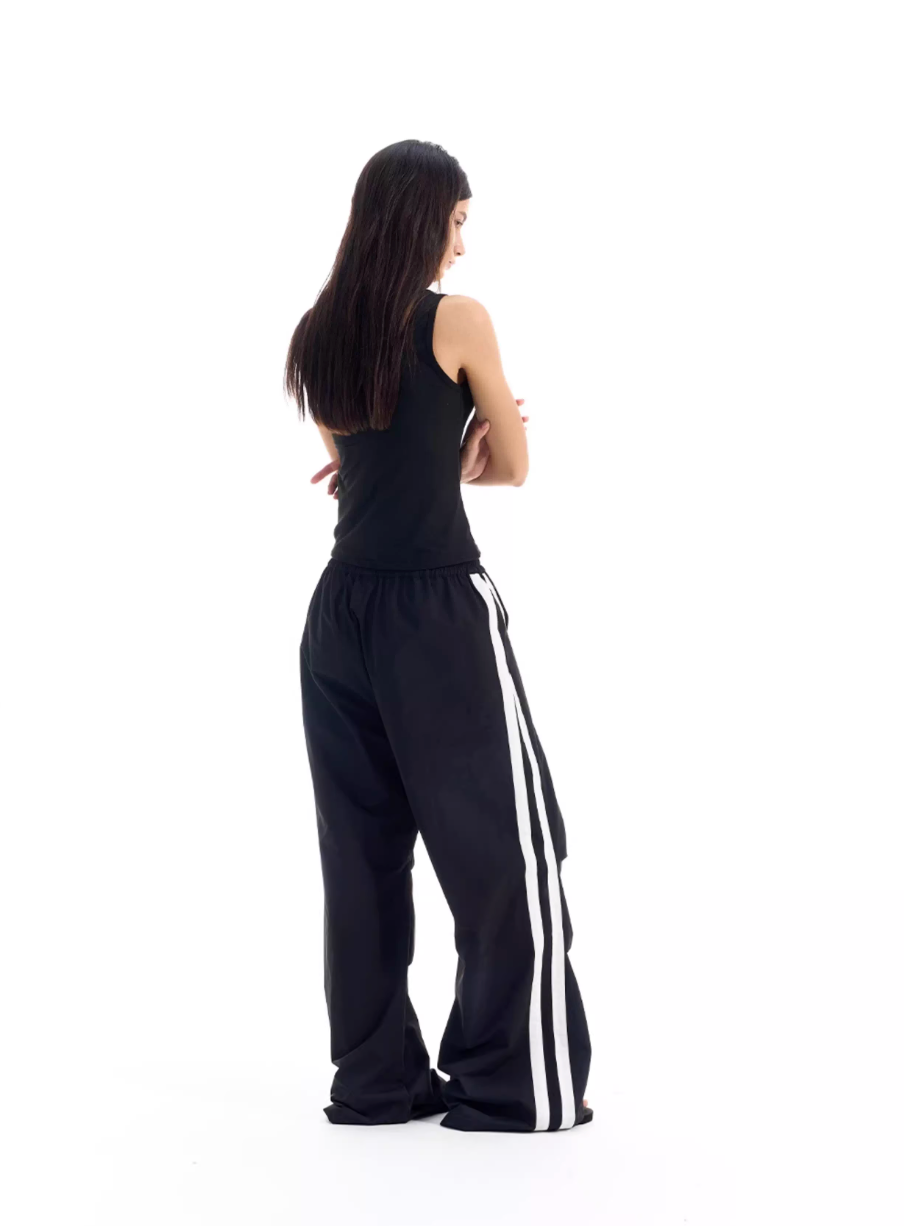 BLIND NO PLAN Striped Pleated Baggy Track Pants | Face 3 Face