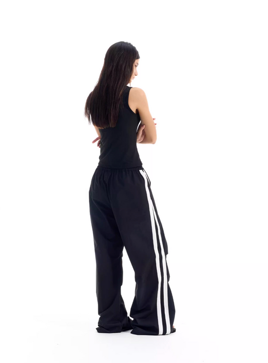 BLIND NO PLAN Striped Pleated Baggy Track Pants | Face 3 Face