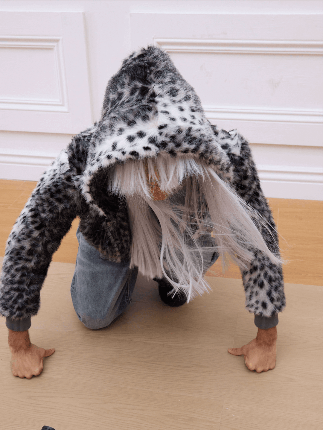 KARMANISTIC Leopard Fur Hooded Jacket | Face 3 Face