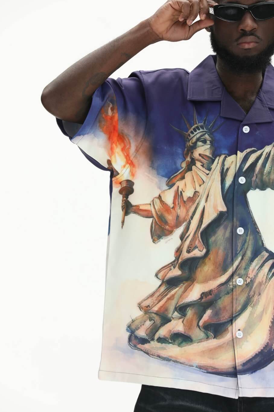 UNTILWERICH Statue of Liberty Graphic Short Sleeve Shirt | Face 3 Face