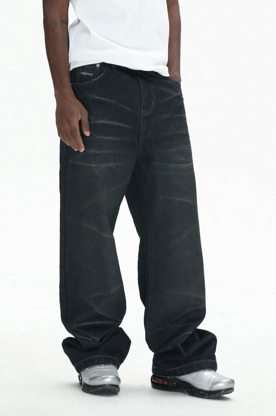 UNTILWERICH Vintage Whiskered Washed Distressed Jeans | Face 3 Face
