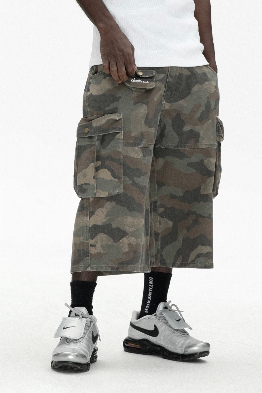 UNTILWERICH Washed Camo Multi Pocket Wide Cargo Below Knee Shorts | Face 3 Face