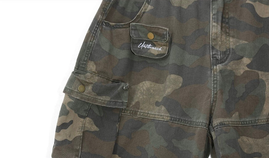 UNTILWERICH Washed Camo Multi Pocket Wide Cargo Below Knee Shorts | Face 3 Face