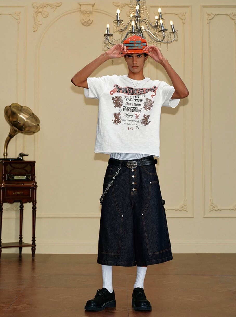 YADcrew Vintage Lion DTG Print Rhinestone Tee | Face 3 Face