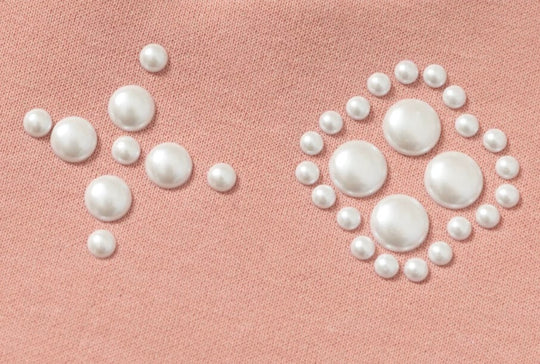 YADcrew Clover Pearl Neckline Tee | Face 3 Face