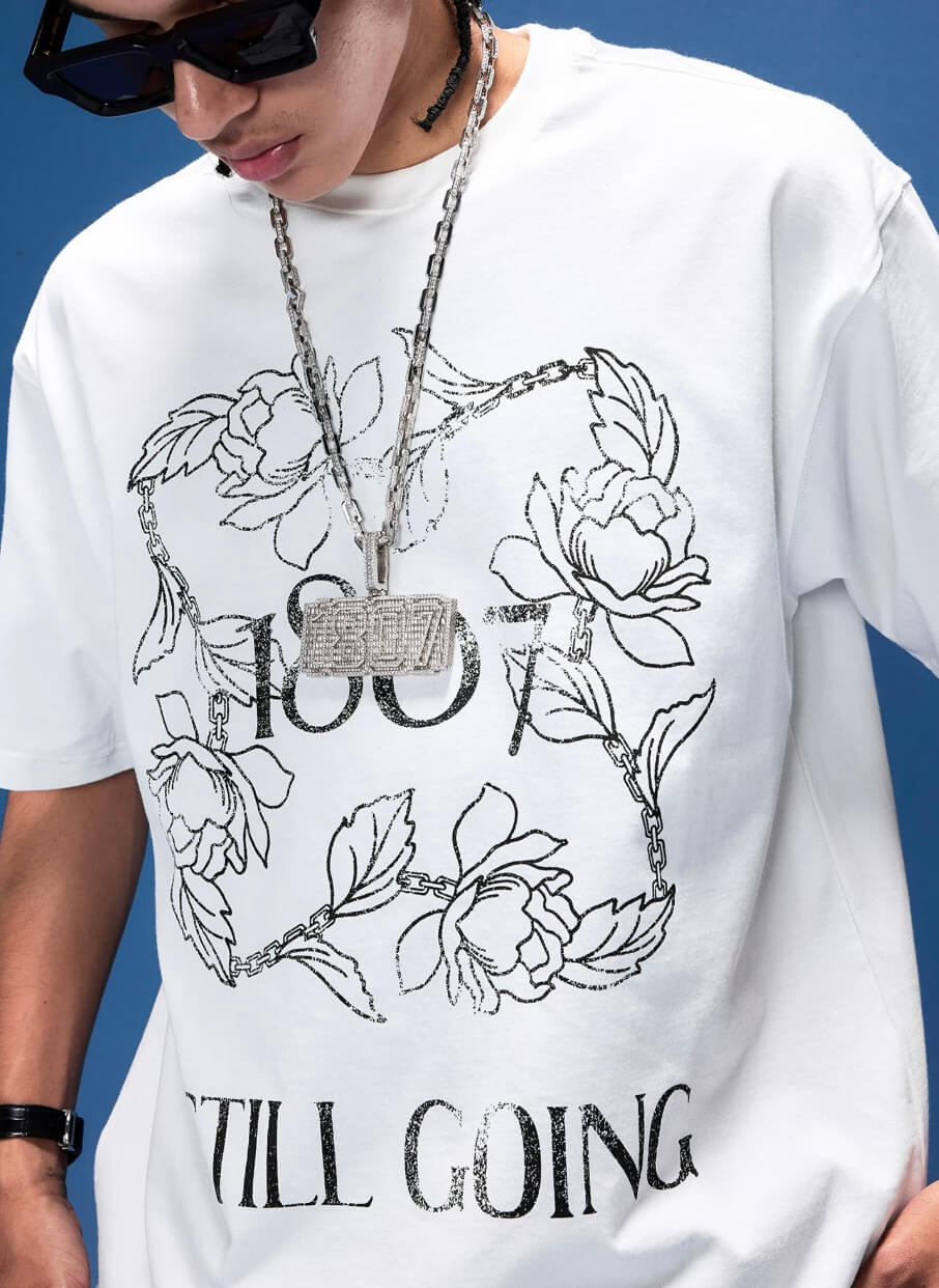 1807 Vintage Floral Chain Logo Print Short Sleeve Tee | Face 3 Face