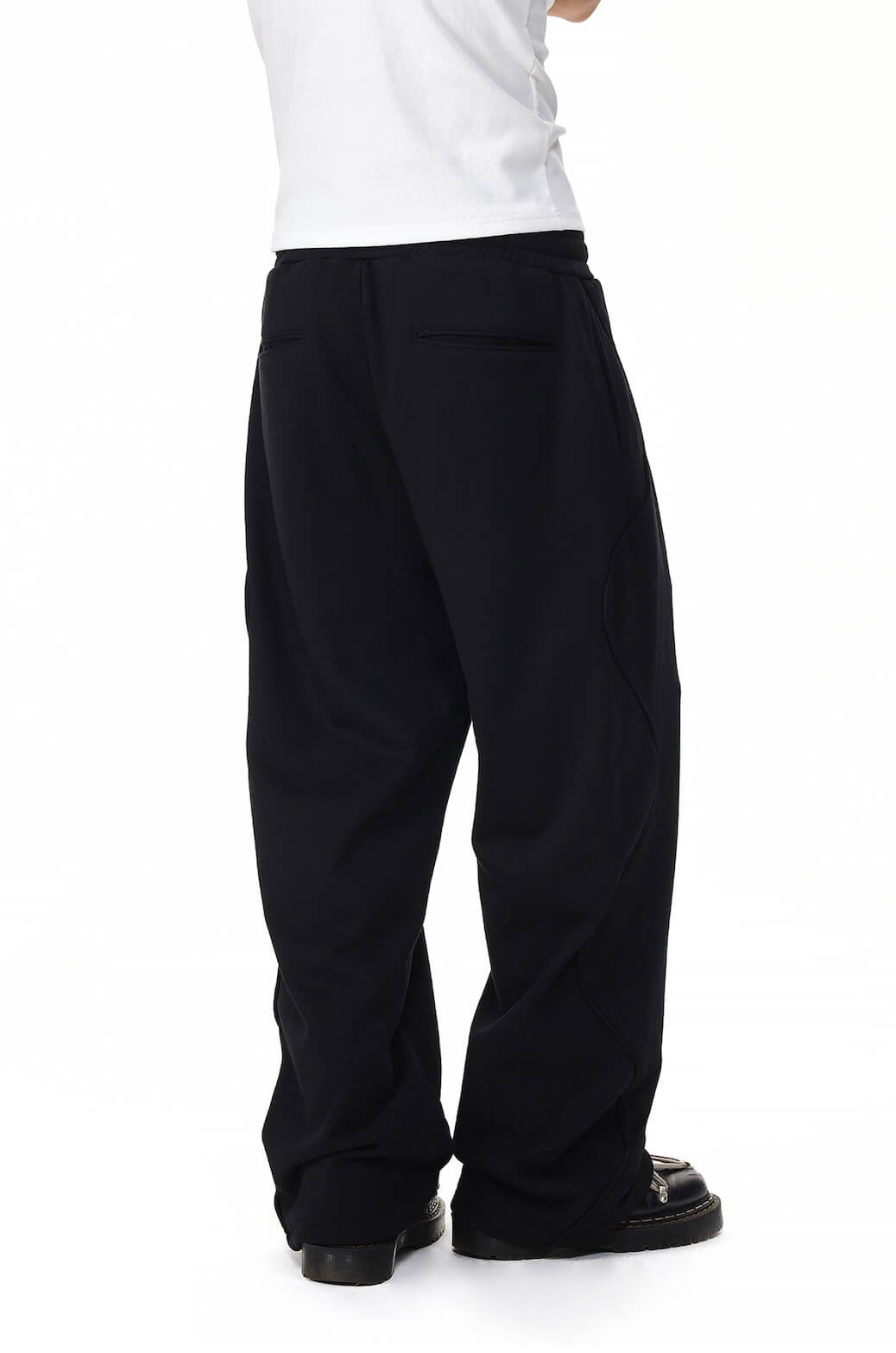 EVILKNIGHT(EK) Twisted Line Sweatpants