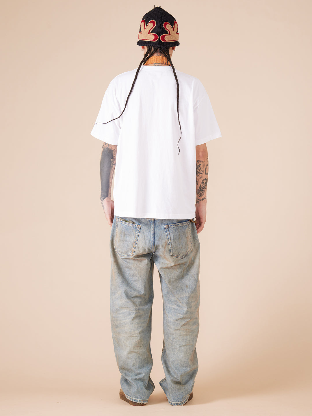 EVILKNIGHT(EK) Customized Rivets Dirty Wash Holes Denim Jeans