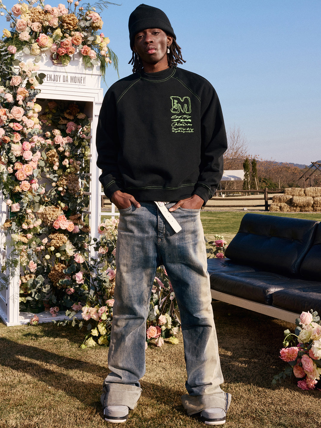 MEDM Messy Line Raglan Sleeve Sweatshirt