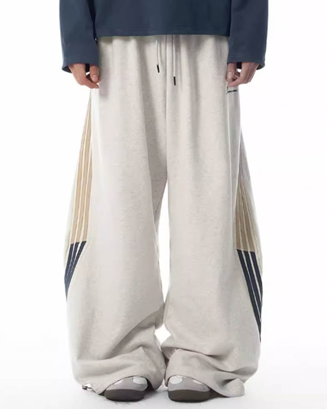 JHYQ Side Stripe Baggy Sweatpants | Face 3 Face