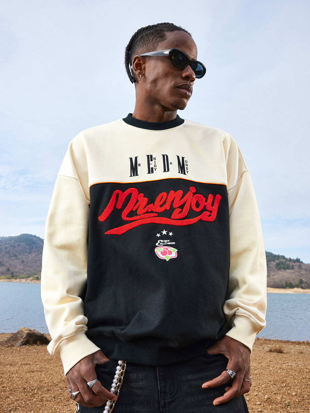 MEDM Collision Color Logo Sweatshirt