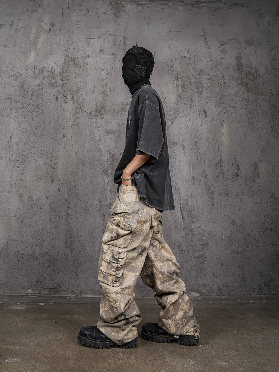 UNDERWATER Desert Camouflage 3D Cut Multi Pocket Work Cargo Pants | Face 3 Face