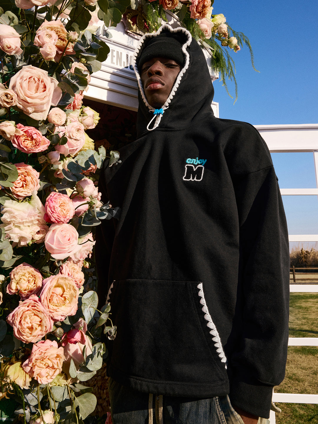 MEDM Color Clashing Shell Embroidery Hoodie