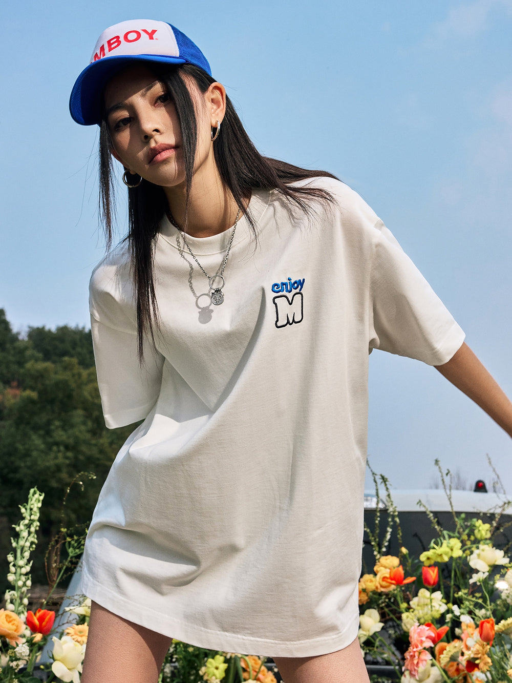 MEDM Contrasting Color M Basic Tee