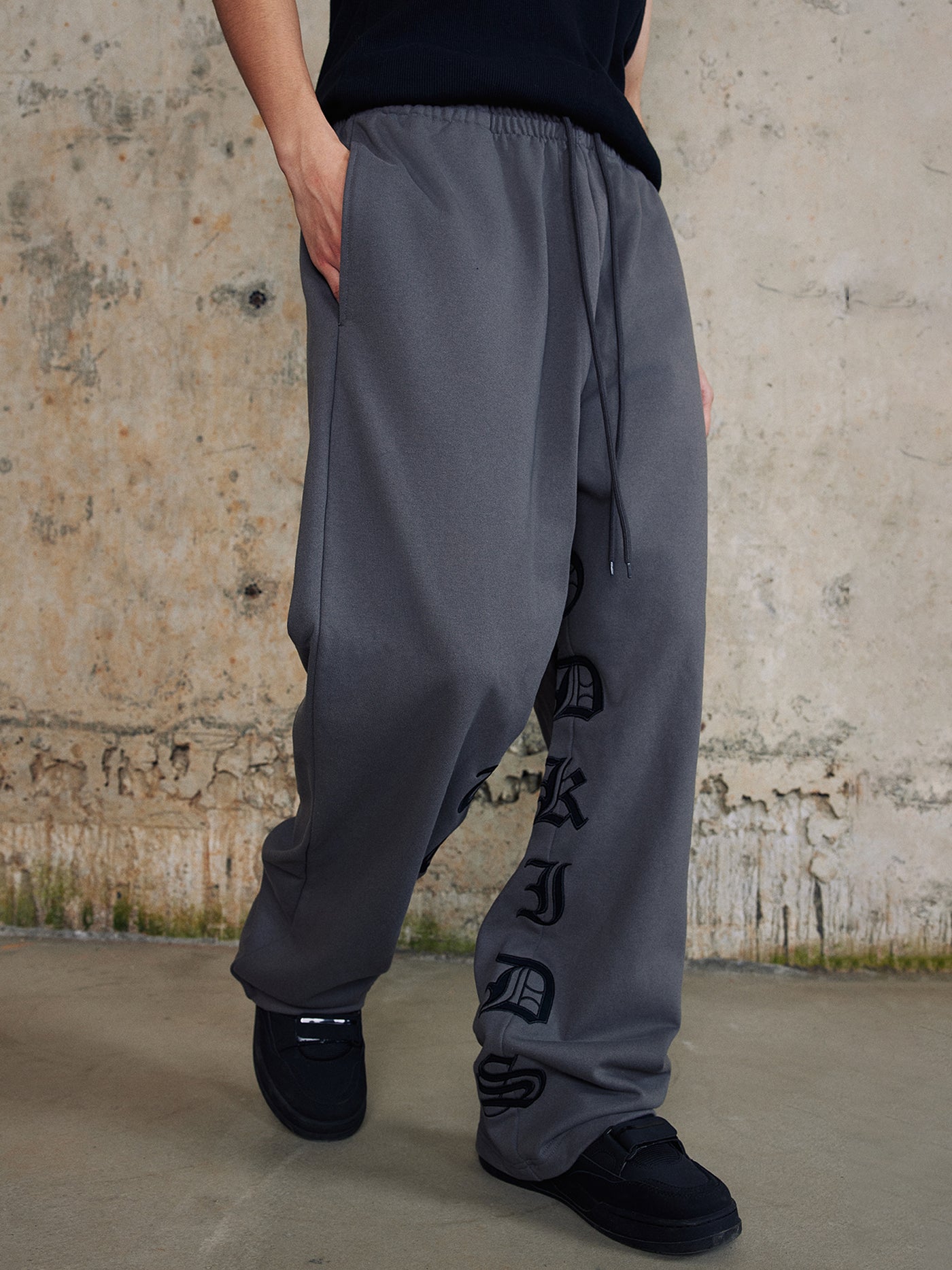 AFGK Embroidery Washed Sweatpants | Face 3 Face