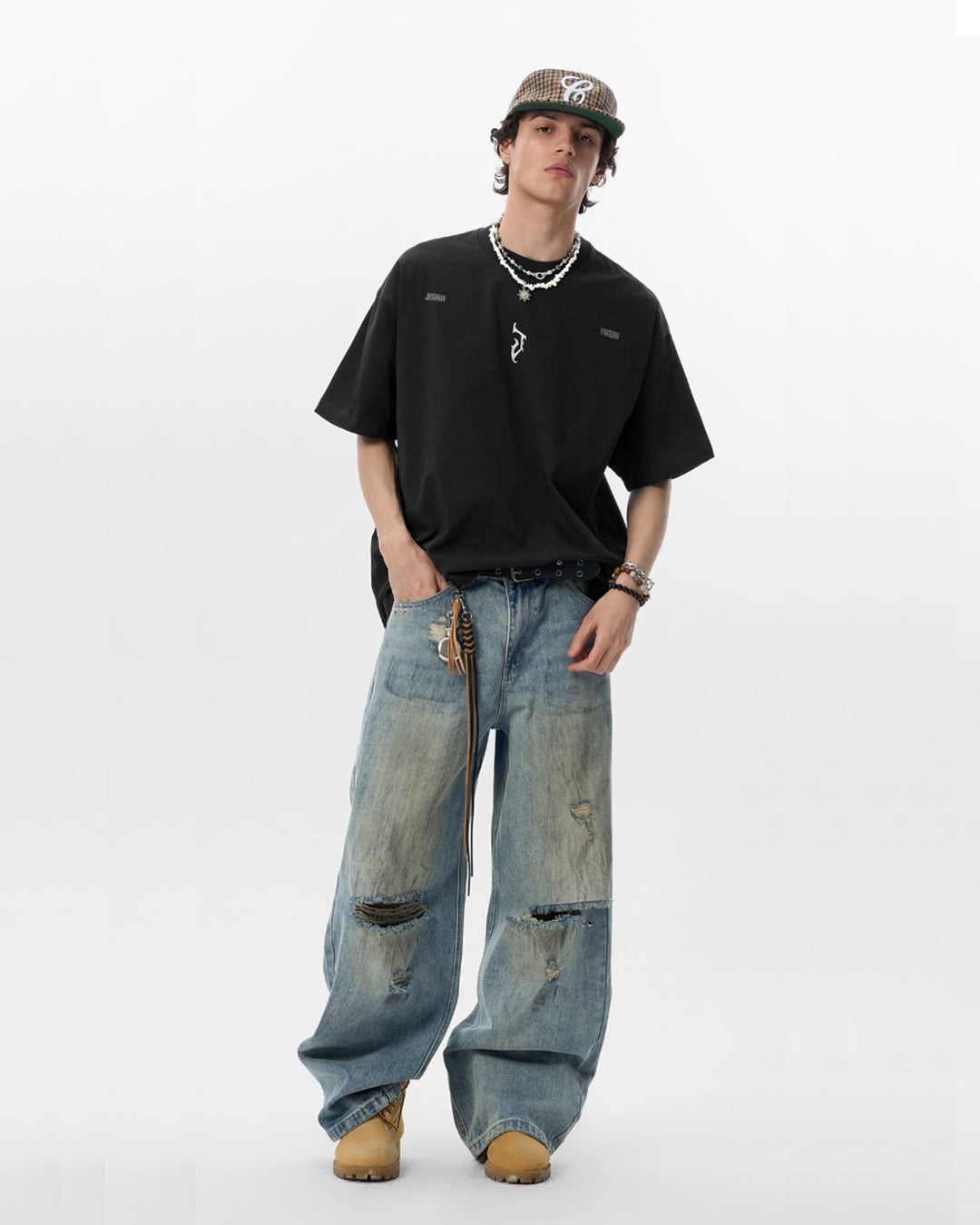 JHYQ Gothic Letter J Print Tee | Face 3 Face