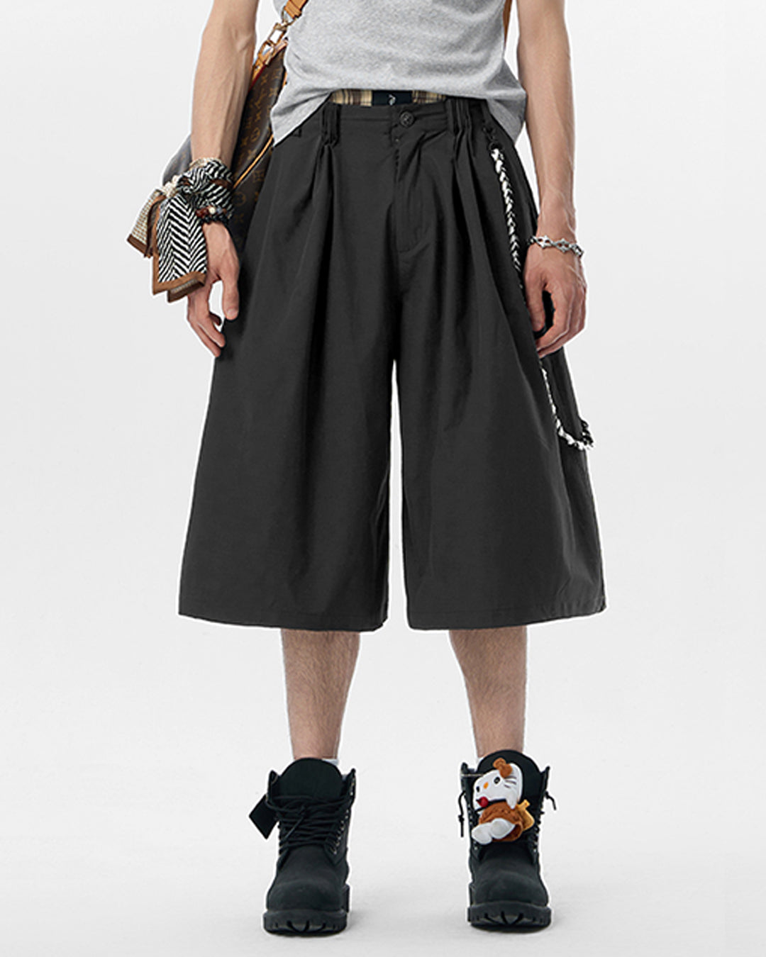 JHYQ Strap Detail Pleated Suit Shorts | Face 3 Face