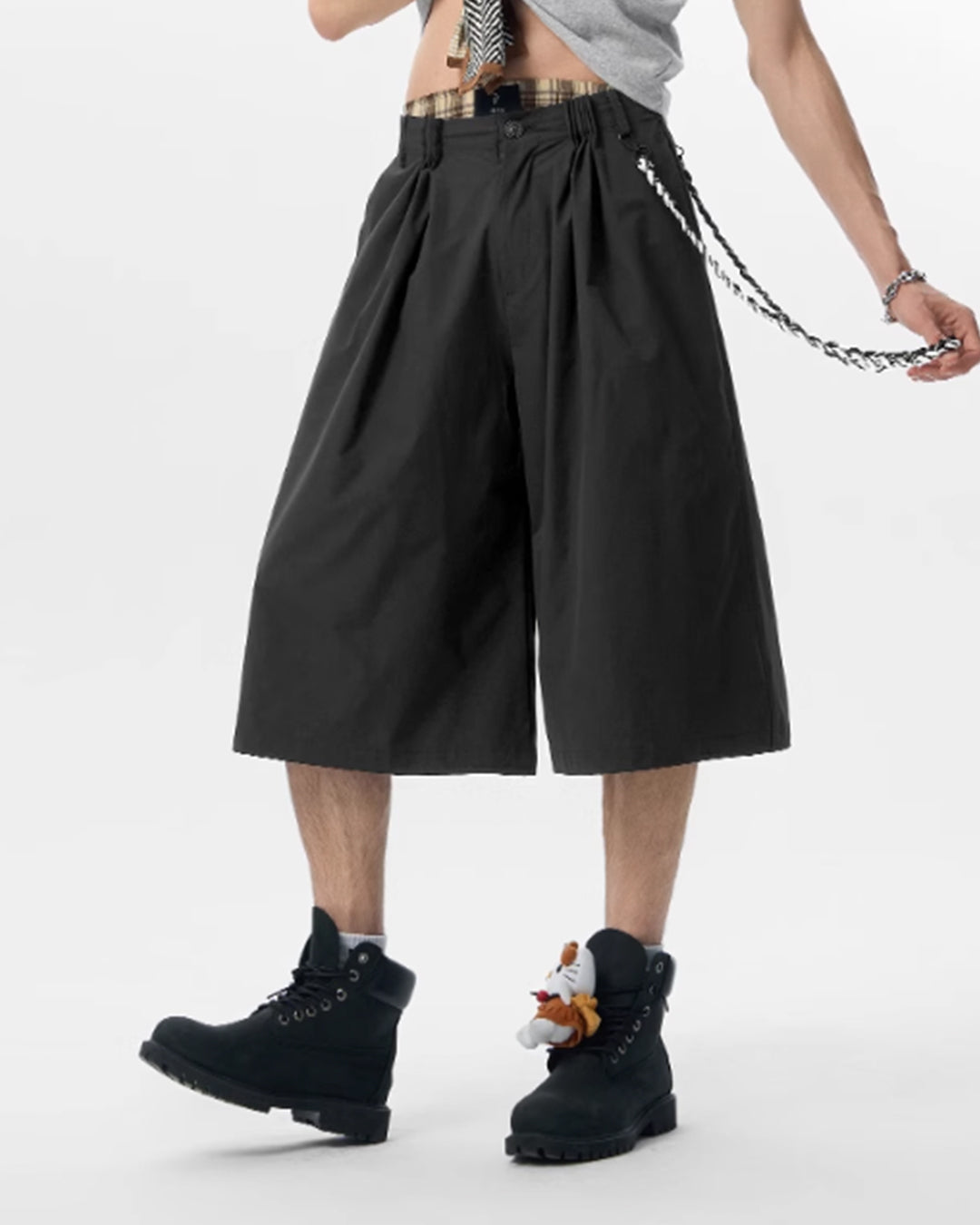 JHYQ Strap Detail Pleated Suit Shorts | Face 3 Face