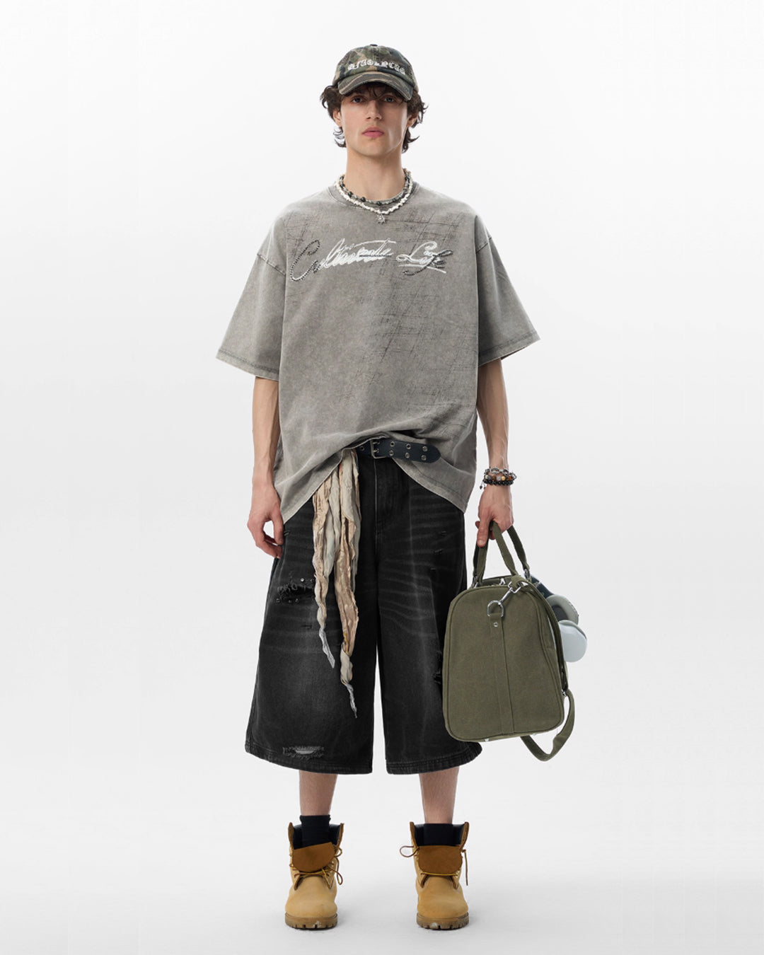 JHYQ Washed Beads Abrasion Print Tee | Face 3 Face