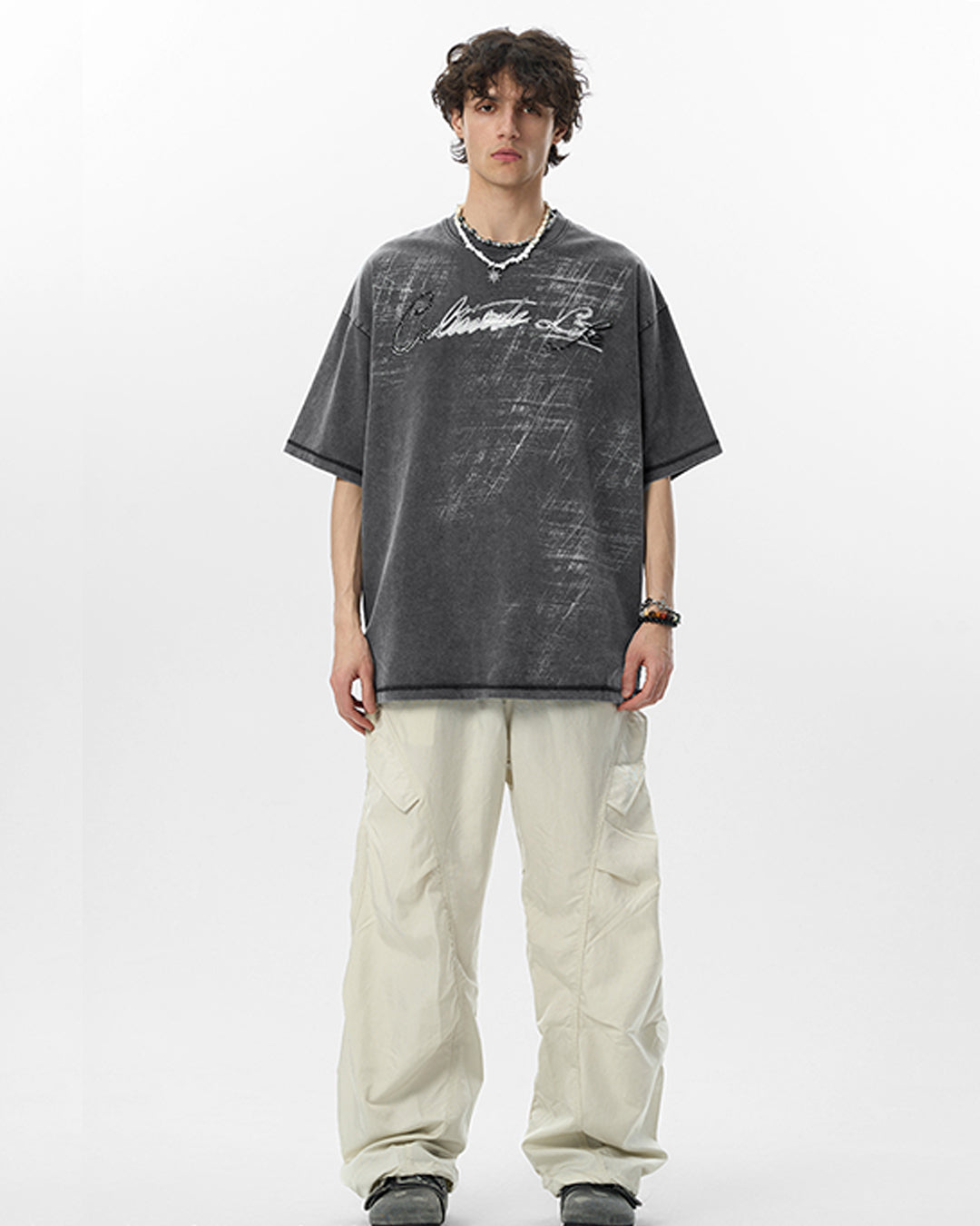 JHYQ Washed Beads Abrasion Print Tee | Face 3 Face