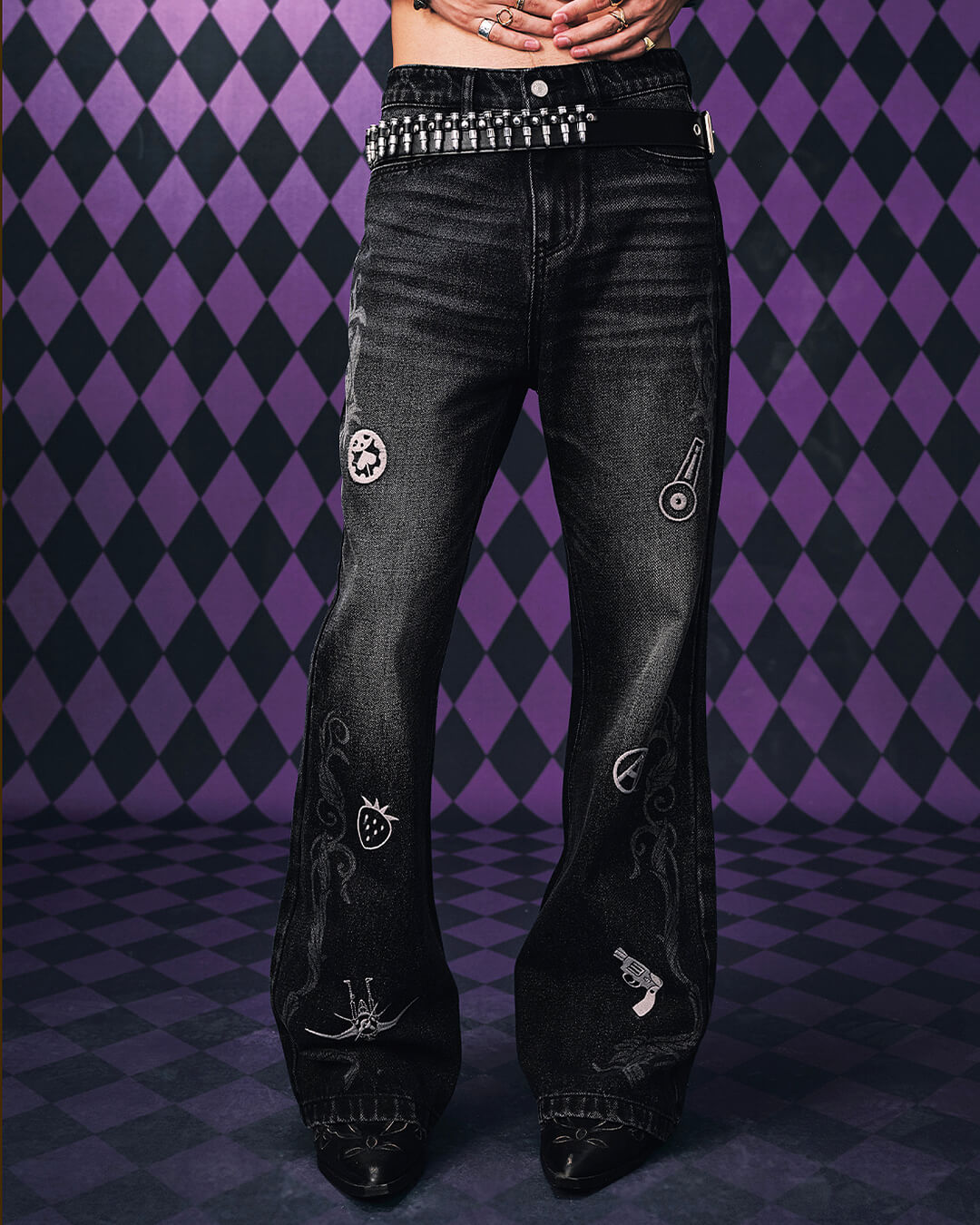 MEDM × JOJO Icon Embroidery Washed Distressed Jeans | Face 3 Face