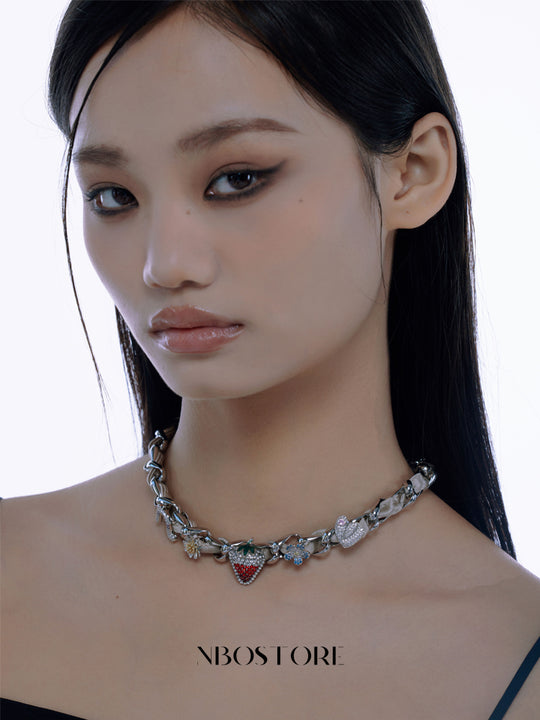 Nbostore Strawberry Full Of Diamonds Necklace