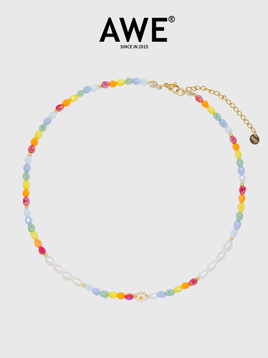 AWE Crystal Beaded Pearl Daisy Necklace | Face 3 Face