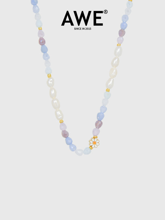 AWE Crystal Beaded Pearl Daisy Necklace | Face 3 Face