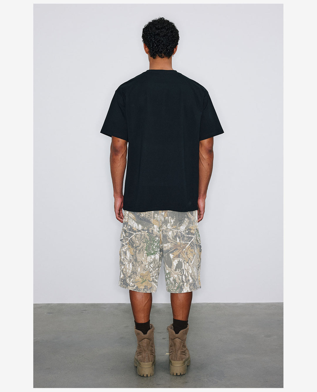 NOVACAM Letter Print Logo Tee | Face 3 Face