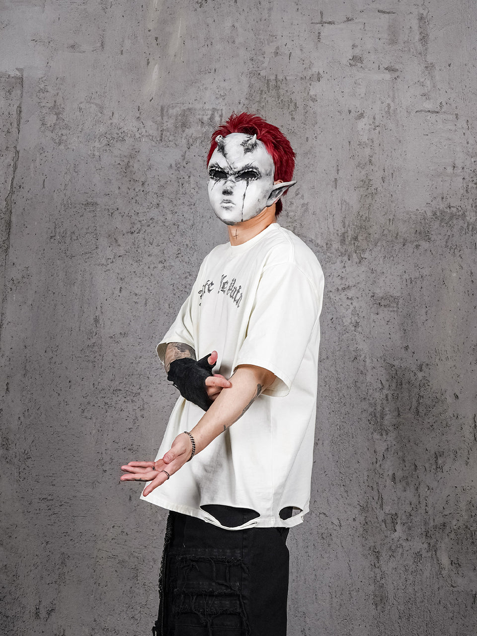 UNDERWATER Dirty-Dyed Distressed Life Is Pain Printed Tee | Face 3 Face