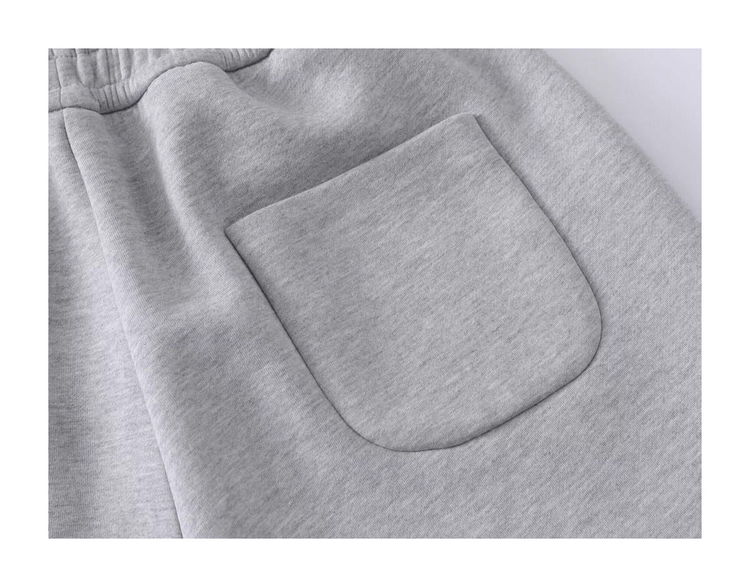 KARMANISTIC Heavyweight Logo Embroidered Baggy Sweatpants | Face 3 Face