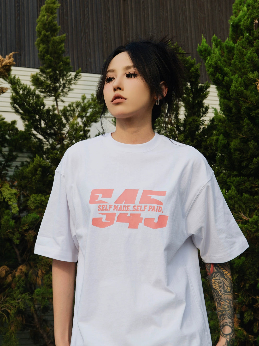 S45 NO DAY OFF Logo Tee | Face 3 Face