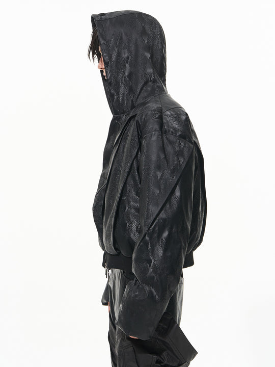 BLIND NO PLAN Snake-Texture Pleated Short Hooded Jacket | Face 3 Face