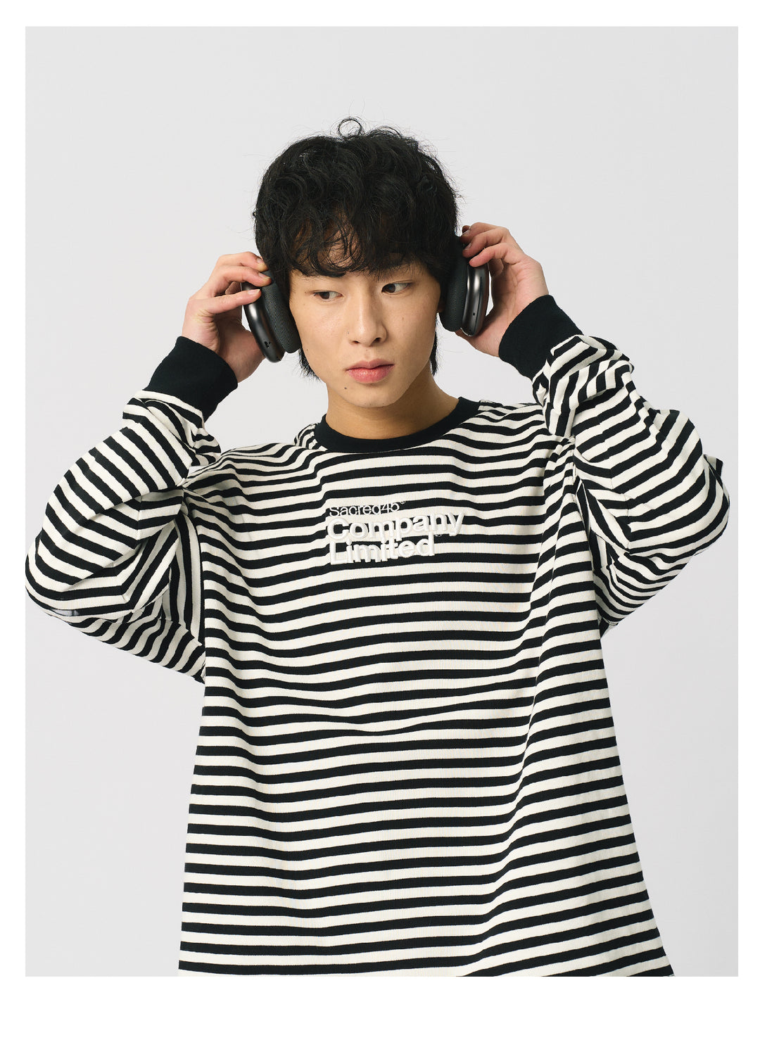S45 Striped Embroidery Long-Sleeve Tee | Face 3 Face