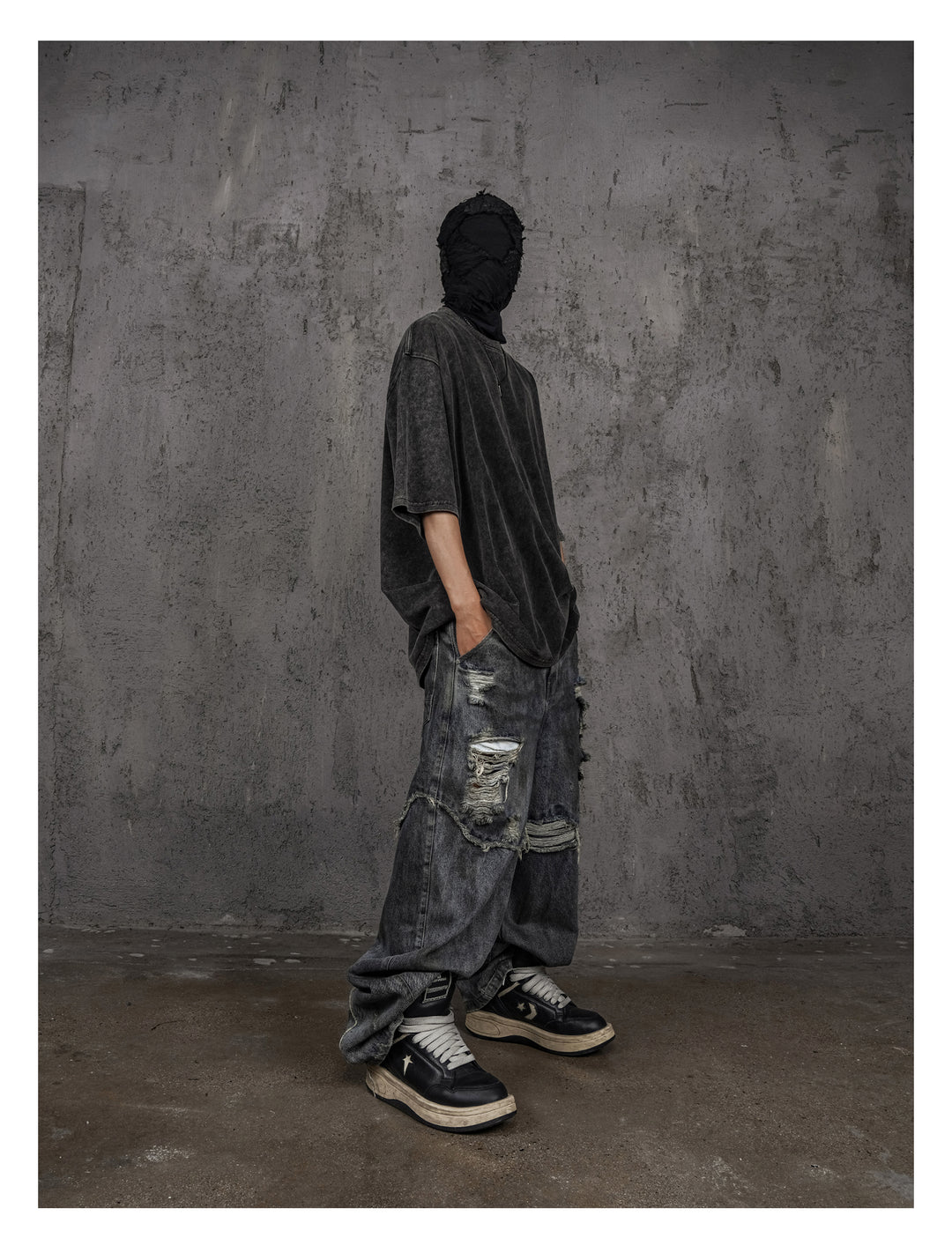 UNDERWATER Black Sand-Washed Basic Faded Tee | Face 3 Face