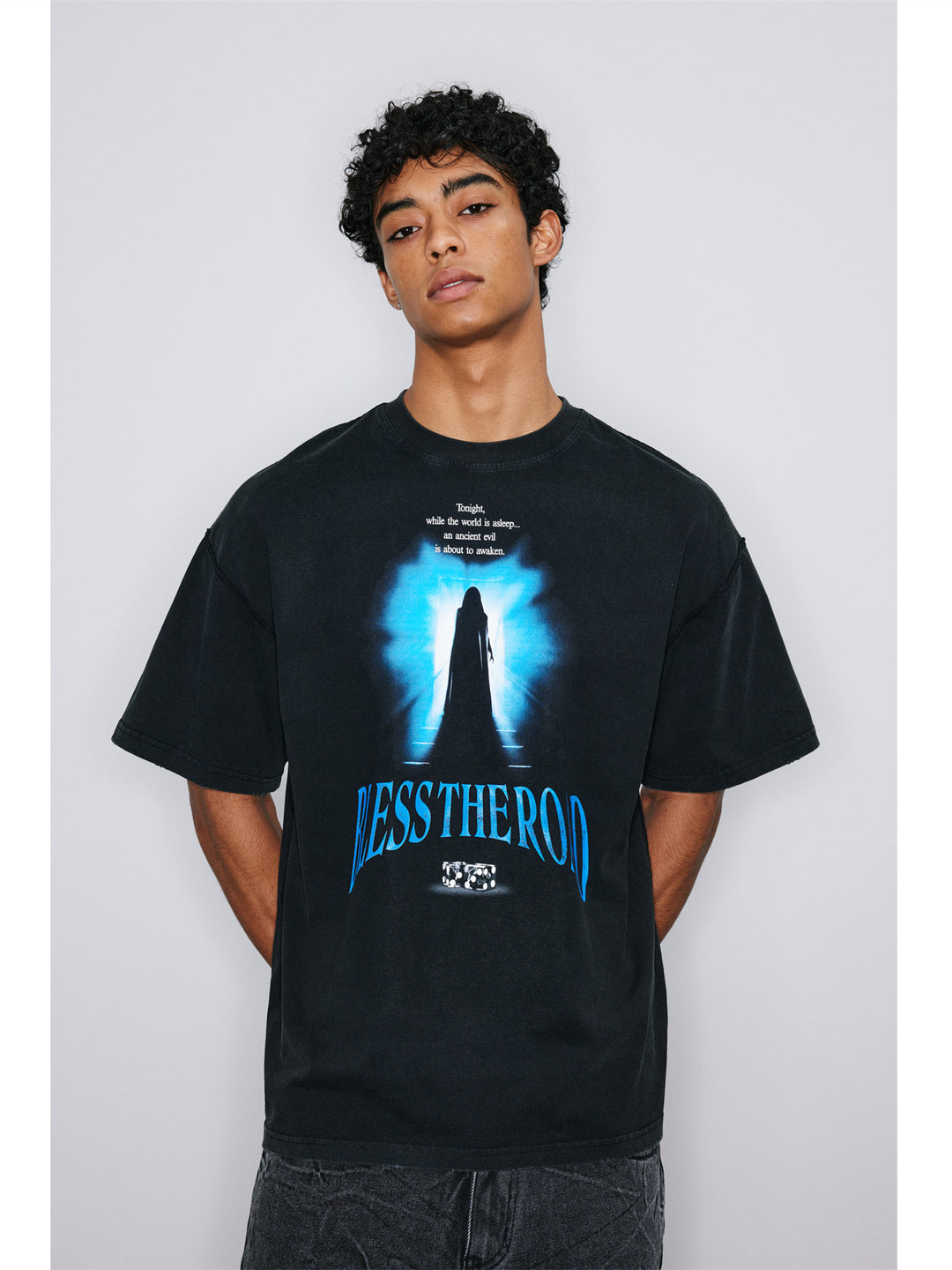 NOVACAM BLESS THE ROAD Vintage Print Reverse Stitching Tee | Face 3 Face