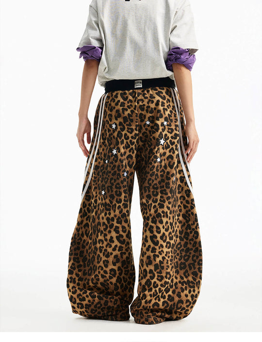 MEDM Leopard Print Star Embroidered Baggy Sweatpants | Face 3 Face