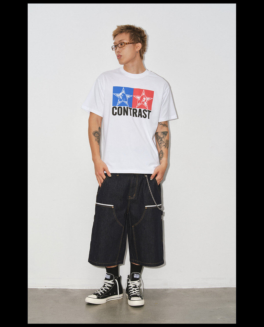 NOVACAM Double Star Girl Graphic Print Short Sleeve Tee | Face 3 Face
