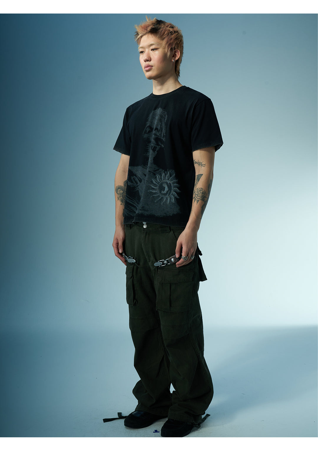 EVILKNIGHT(EK) Washed Portrait Printed Tee | Face 3 Face