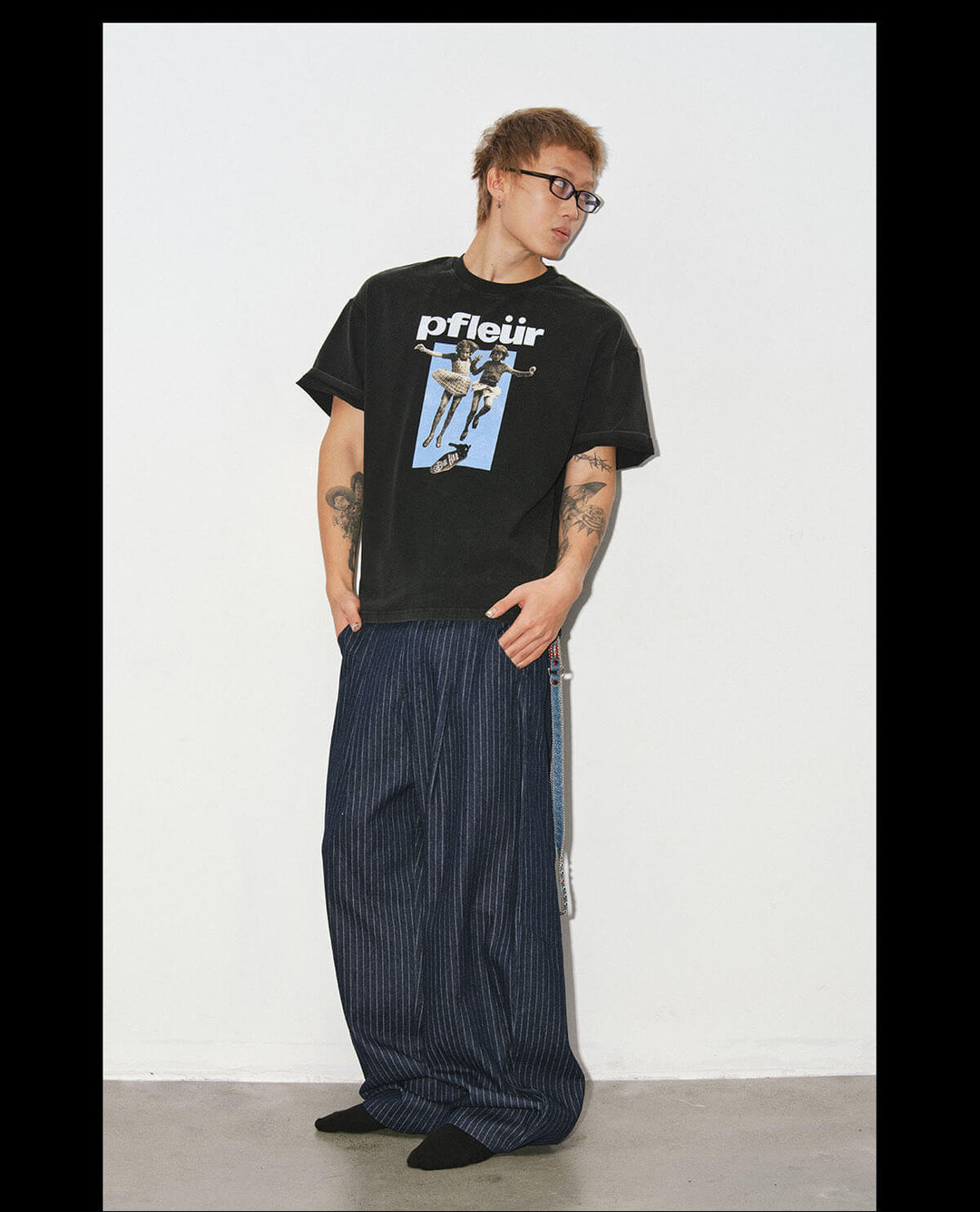 NOVACAM Vintage Washed Photo Print Short Sleeve Tee | Face 3 Face
