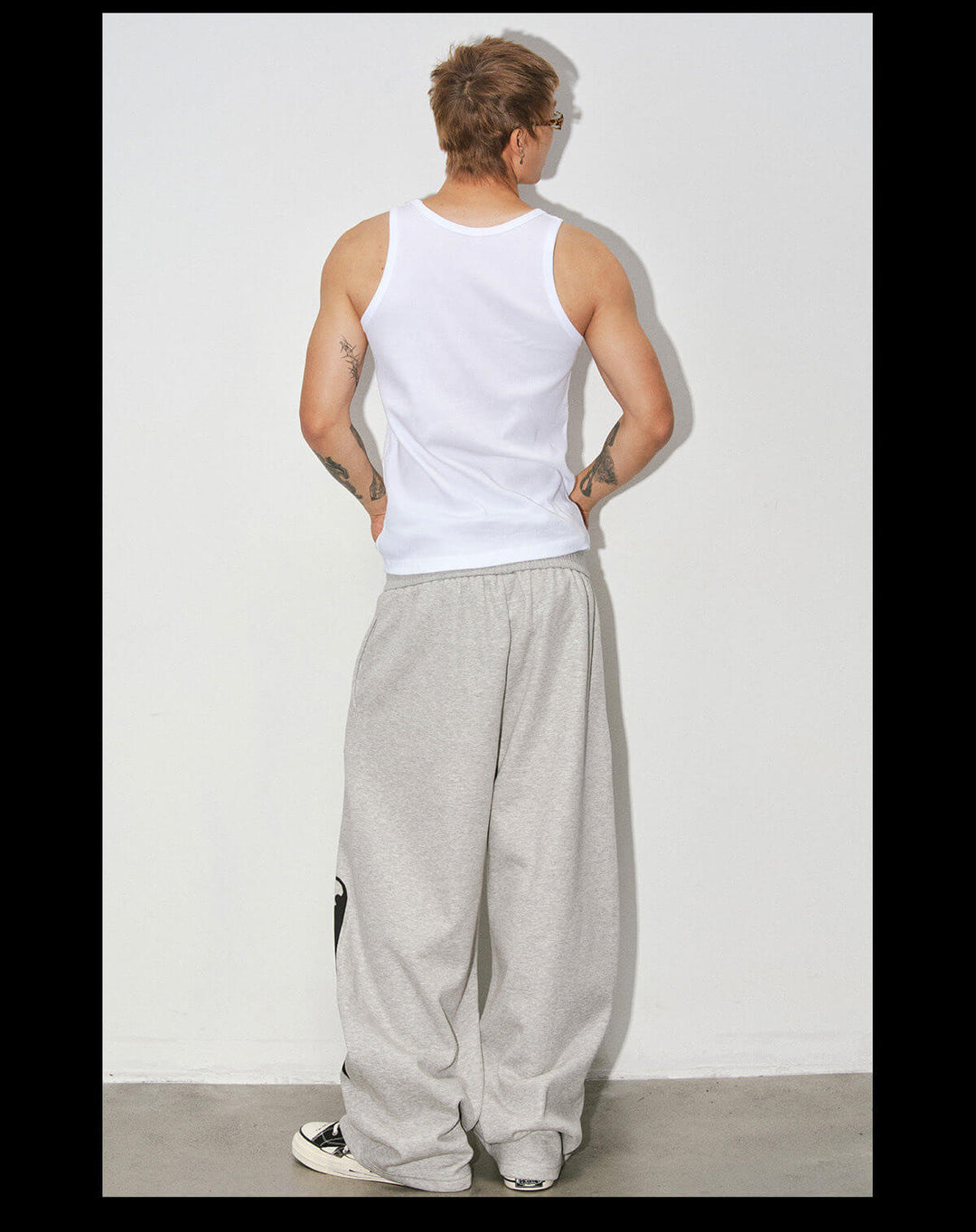NOVACAM Portrait Graphic Print Curved Baggy Sweatpants | Face 3 Face
