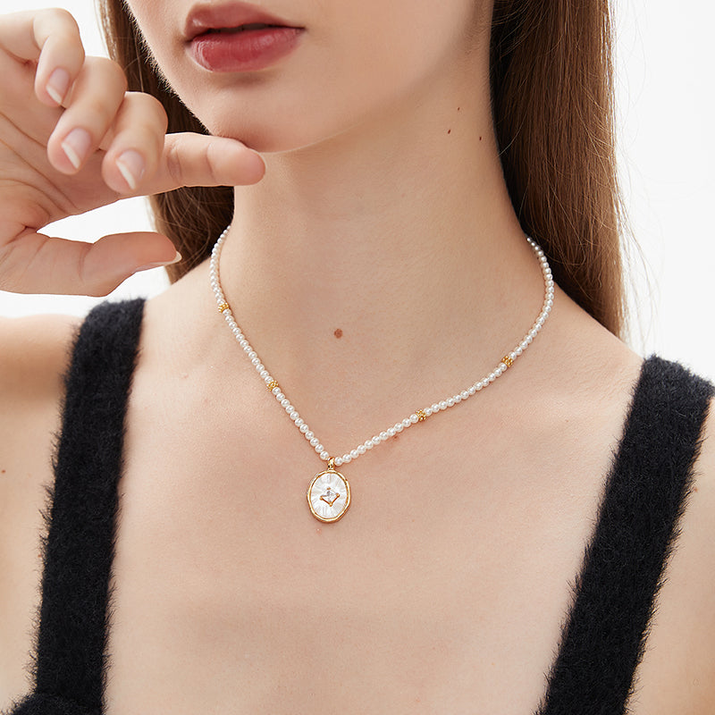 AWE Zirconia Pendant Pearl Beaded Necklace | Face 3 Face