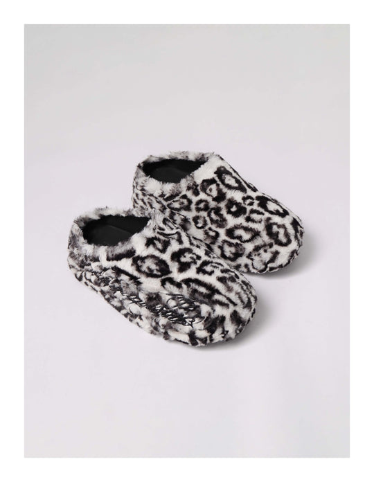 KARMANISTIC Rose White Leopard Fur Embroidered Slipper Clogs | Face 3 Face