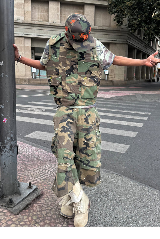 STEEPC M-65 Pearl Embellished Camouflage Baggy Cargo Shorts | Face 3 Face