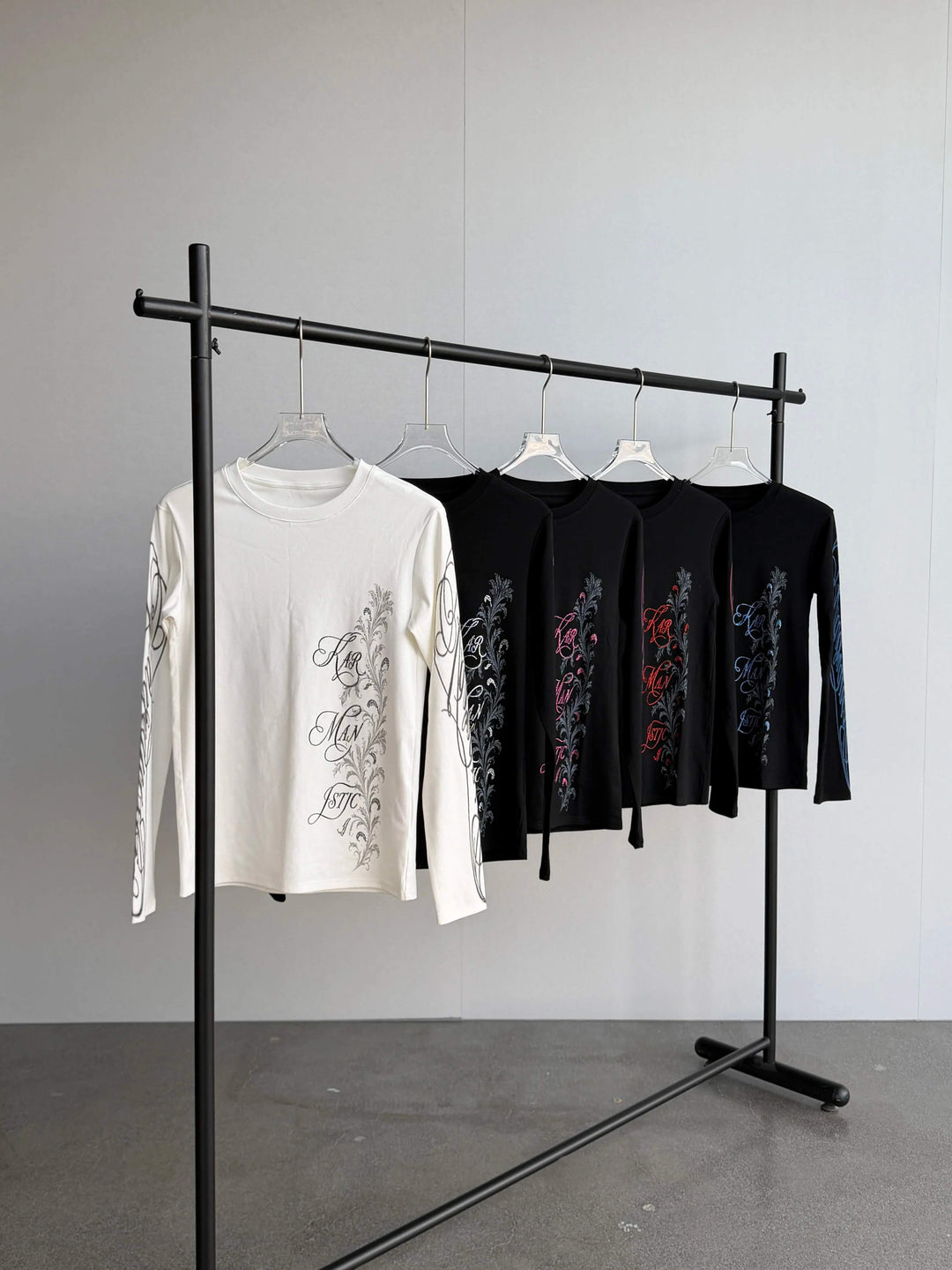 KARMANISTIC Rhinestone Tiger Graphic Stretch Slim Fit Long Sleeve Tee | Face 3 Face