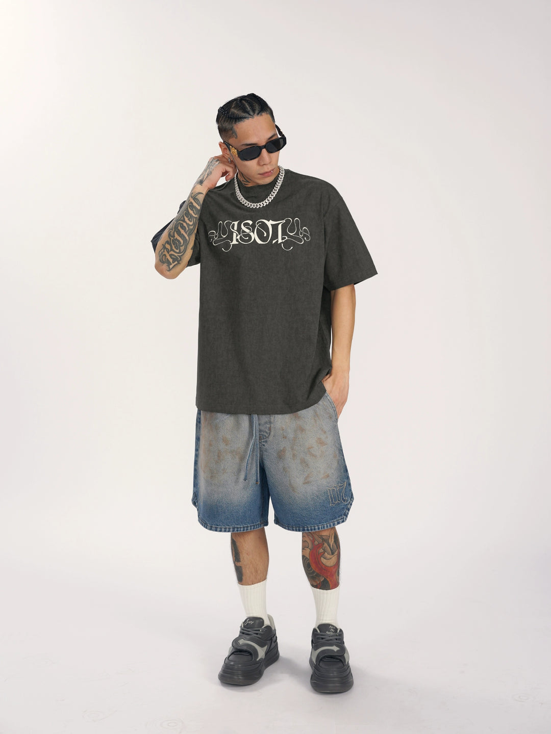 1807 Flower Font Print Washed Tee  | Face 3 Face